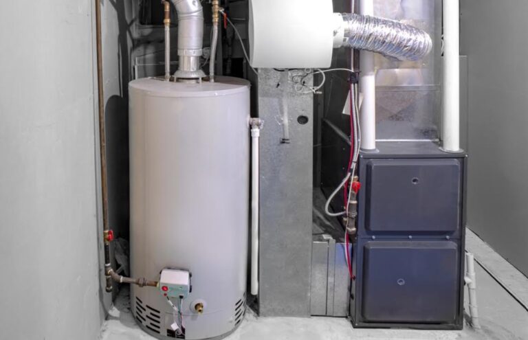 5 Reasons to Choose a Tank-Style Water Heater
